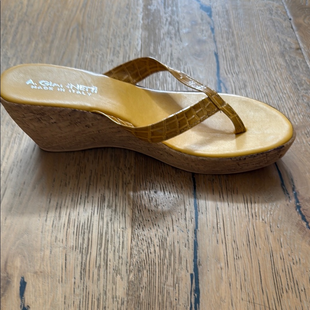 A. Giannetti Yellow Sandals Chic Summer Style - Picture 12 of 15